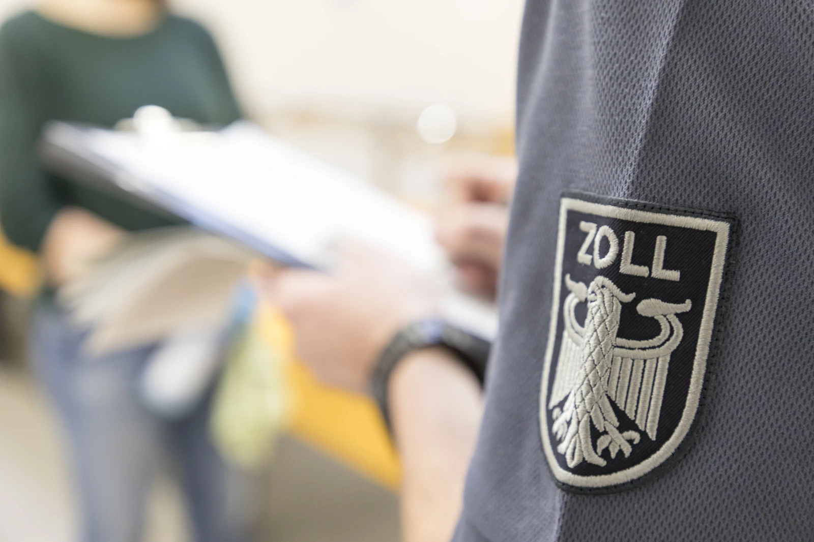 Köln'de Güzellik Salonu Baskını: Suriyeli ve Vietnamlı Zanlılar