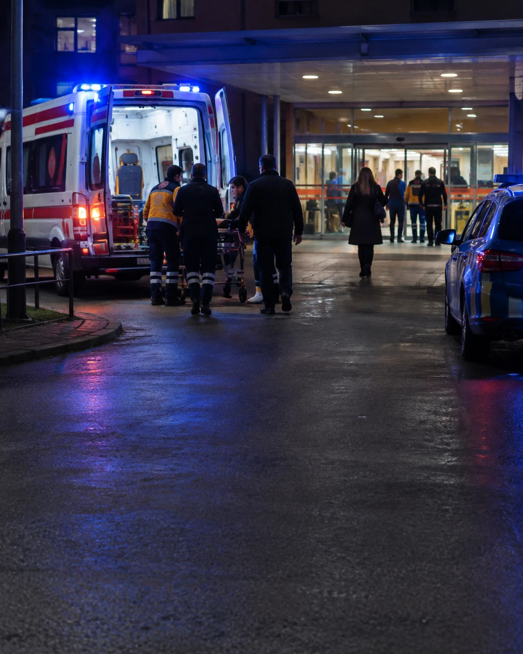 Soma'daki Göçükte Can Kaybı 5'e Çıktı: İki İşçi Sağ Kurtarıldı
