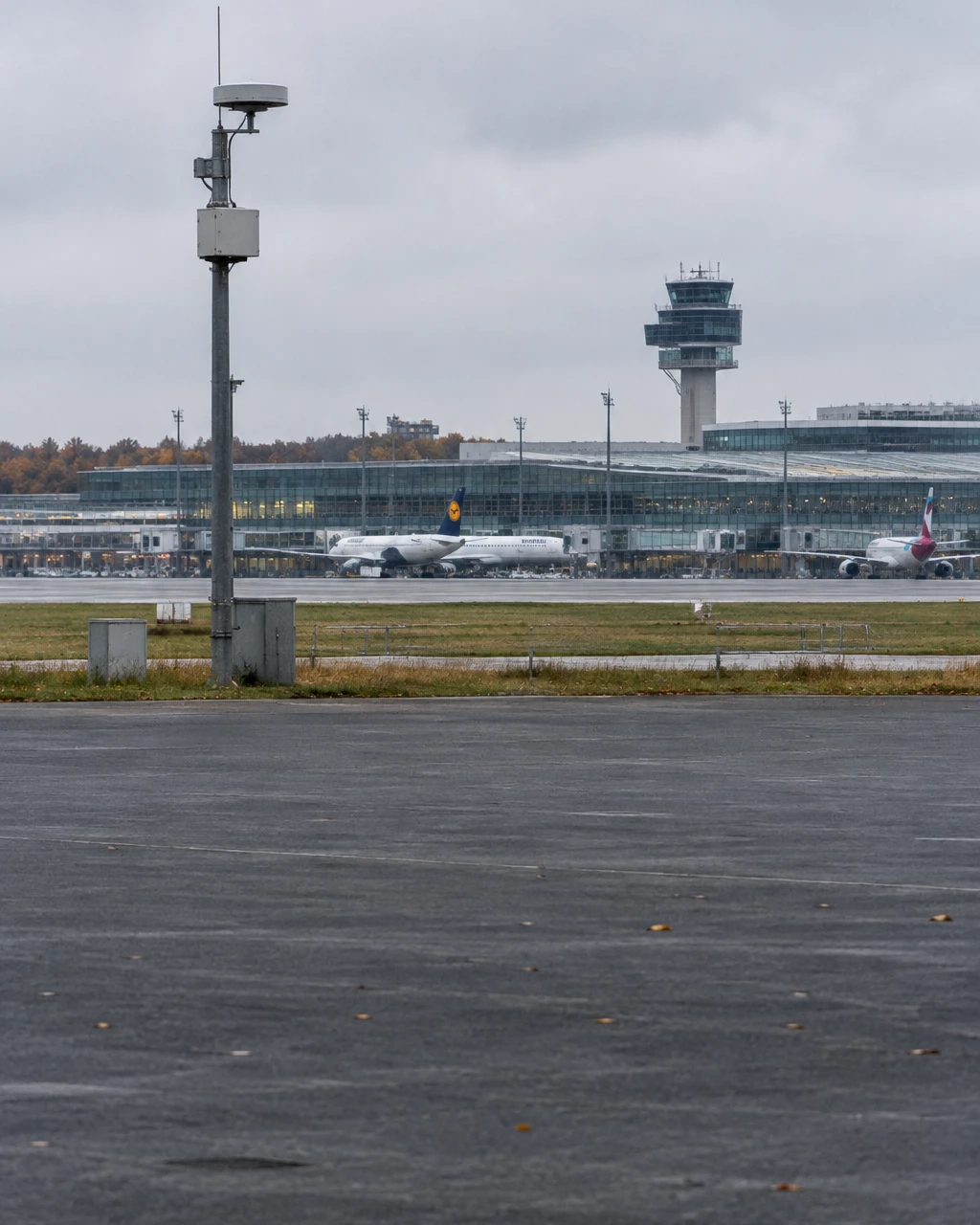 Hamburg Havalimanı'nda Yeni Sistem: Drone'lar Daha Erken Tespit Edilecek